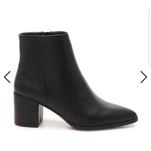 Madden girl pointed booties
